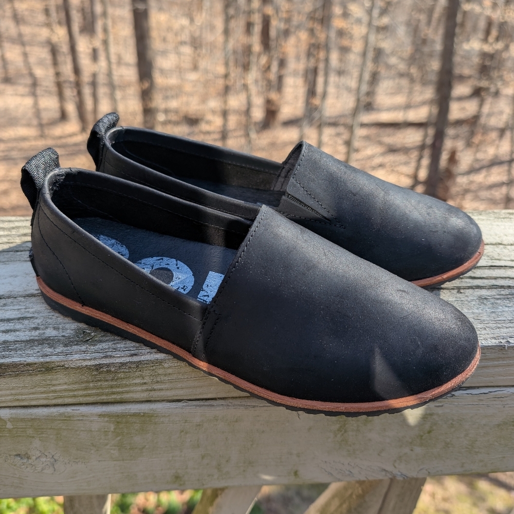 Sorel Ella Slip-on Flats Black Leather Women's 6.5 - Excellent Condition